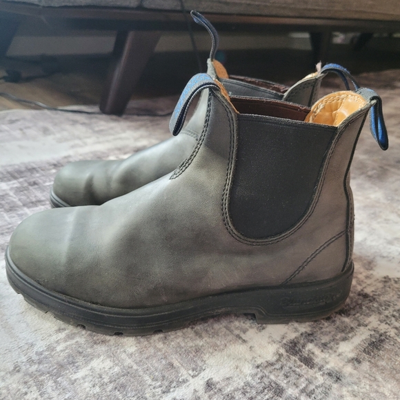 SOLD - Blundstone boots sz 3.5 (6.5 US) - Picture 3 of 6